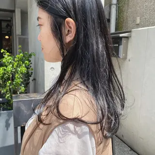 セミロング カラー やまもと さえのヘアスタイル