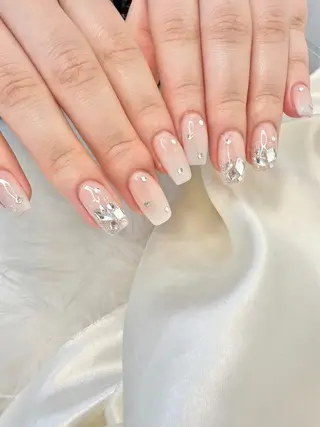ネイル yuka🩶 渋谷.表参道Nailのネイルデザイン