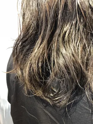 セミロング カラー Ichimura yurieのヘアスタイル