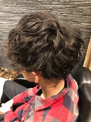 パーマ メンズ 圓子 快のヘアスタイル