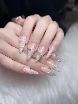 ネイル Lumi Nailのネイルデザイン