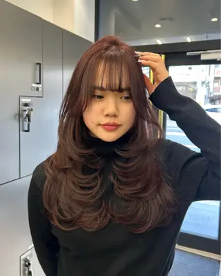 ロング 大人レイヤー/艶髪 🇺🇸TOMONAのヘアスタイル