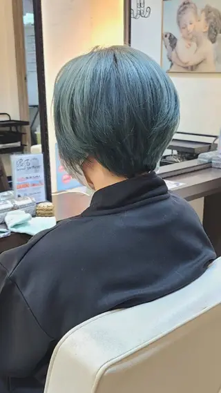 ショート カラー hair make  ange 所属・赤池 彩のヘアスタイル