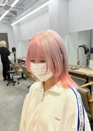 ショート カラー Libero by enVogueのヘアスタイル