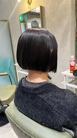 ショート カラー 新宿/アシスタント AiNAのヘアスタイル