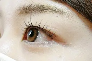 マツエク・マツパ Eyes Cream SAYAKAのマツエク・マツパデザイン