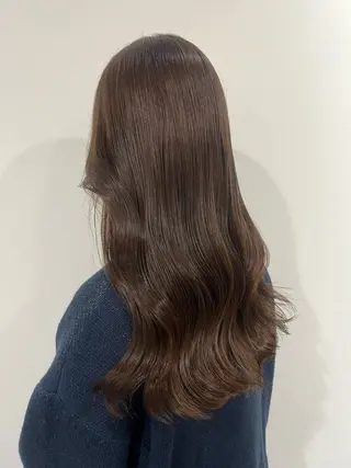 カラー merc.🐑🤍 山口夏希のヘアスタイル