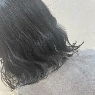 ミディアム 安田 柚月のヘアスタイル