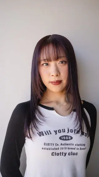 セミロング カラー plus HAIR いずみのヘアスタイル