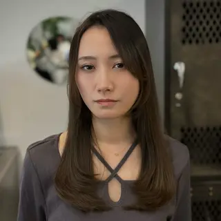 ロング INORI|艶カラ ー|フェイスレイヤーのヘアスタイル