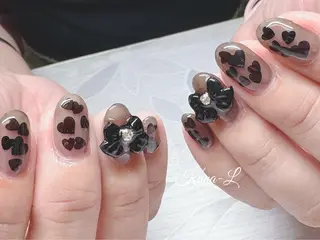 ネイル 芦辺 香奈のネイルデザイン