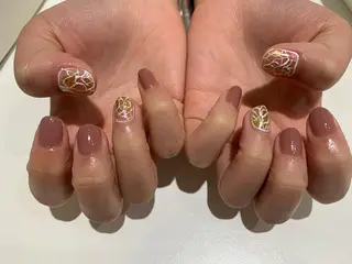 ネイル Lista  飯塚店所属・ヤマネ リサコのネイルデザイン