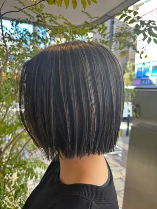 ショート カラー 千代延 涼平のヘアスタイル