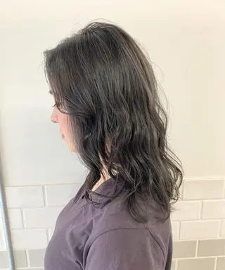 セミロング ハニーバイ コードのヘアスタイル