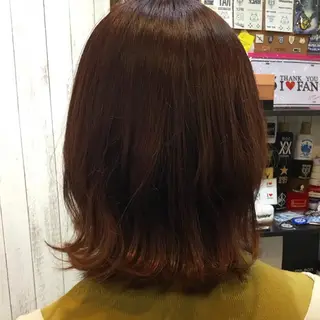 ミディアム カラー embrace エンブレイスのヘアスタイル