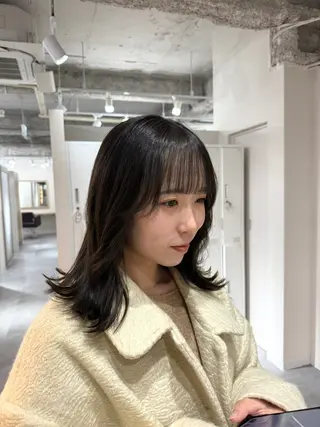 ミディアム attrait【アトレ】🌱梅田店所属・AYANA🫧酸性 縮毛/艶髪TR🫧のヘアスタイル