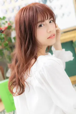 ロング カラー 土井 美奈代のヘアスタイル