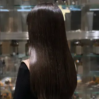 ロング カラー 山﨑 心優のヘアスタイル