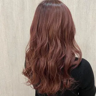 セミロング カラー 🫧透け感⋆艶髪💎 山口アヤカのヘアスタイル