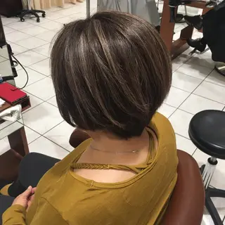 ショート カラー ラブーケ中川中島店 クラタチカコのヘアスタイル