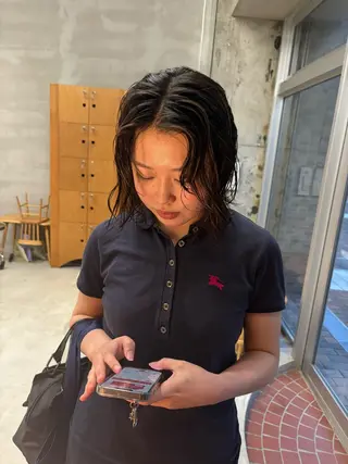 ミディアム レディースカット 鮫島竜海のヘアスタイル