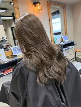 ロング SUNNY キララのヘアスタイル