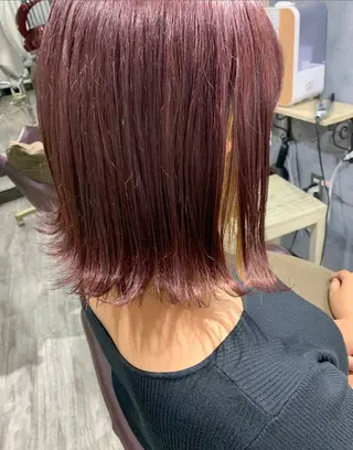 ショート カラー ツチダ カホのヘアスタイル
