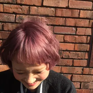 ショート カラー circus by KENJE 町田店のヘアスタイル