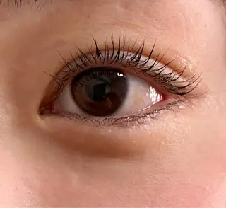 マツエク・マツパ NailandEye Lucaの眉毛・アイブロウイメージ