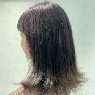 ミディアム カラー 外山 実咲のヘアスタイル