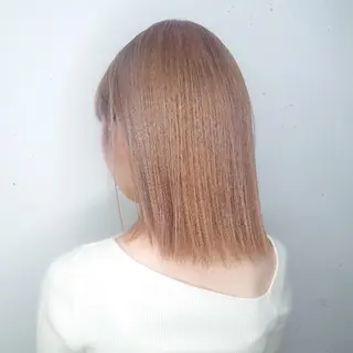 カラー ショート E Komo hair所属・Wow❕E Komo hair 永井一輝のヘアスタイル