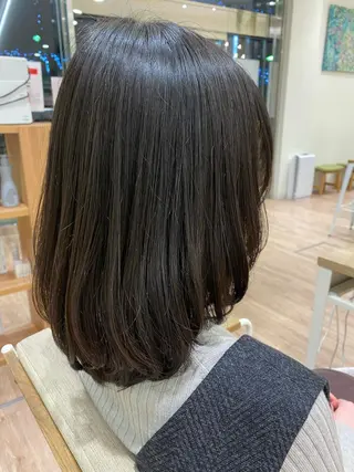 ミディアム 金山 友香🕊のヘアスタイル