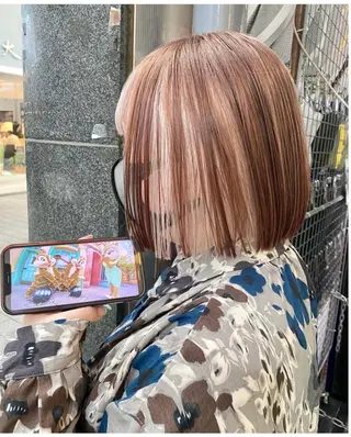 ショート カラー GARU-ガル-所属・TSUNO🦖 派手髪/オタク美容師のヘアスタイル