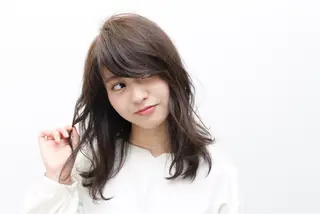 セミロング カラー HAIRsalon BONDS所属・山本 佳裕のヘアスタイル