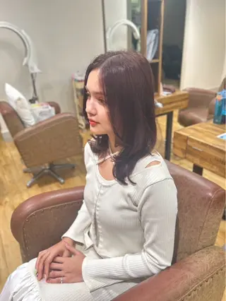 カラー 〖 南柏 〗 谷元 李乙奈のヘアスタイル