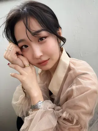 セミロング カラー 💛🤍U too e’s 鎌倉🧸のヘアスタイル