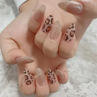 ネイル 吉岡 裕子のネイルデザイン