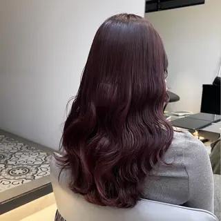 セミロング カラー カジュアルを女っぽく 𝗮𝘆𝗮𝗰𝗼のヘアスタイル