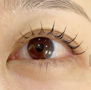 マツエク・マツパ 鈴木 侑里の眉毛・アイブロウイメージ