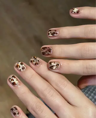 ネイル LEDアイラッシュ ∩_∩アオイのマツエク・マツパデザイン