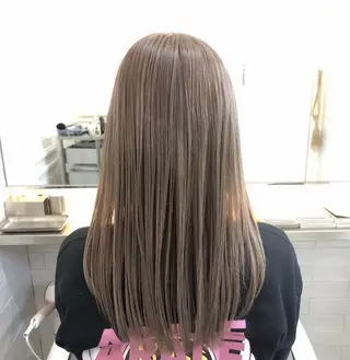 ロング カラー 若泉 瀬菜のヘアスタイル