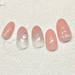 ネイル Bianca市ヶ谷店 Aiuraのネイルデザイン