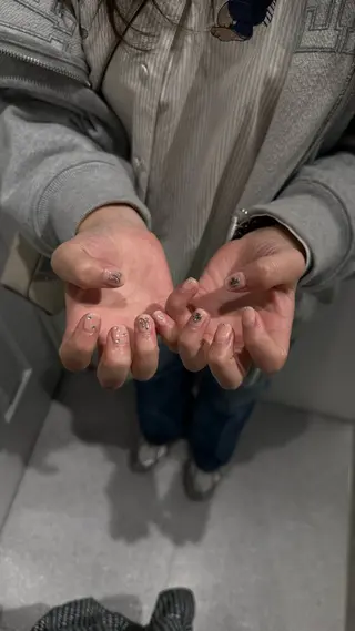 ネイル しおん⭐︎立川 sofaネイリストのネイルデザイン