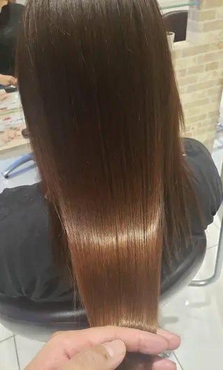 ロング GRANDEUR まついのヘアスタイル