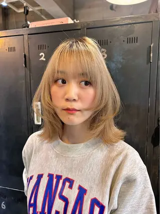 ミディアム ハイトーン/ブリーチ 🧁soraのヘアスタイル