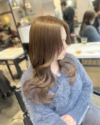 ロング カラー youres hair東新宿店所属・新宿⌇韓国風ヘア ⌇透明感カラーのヘアスタイル