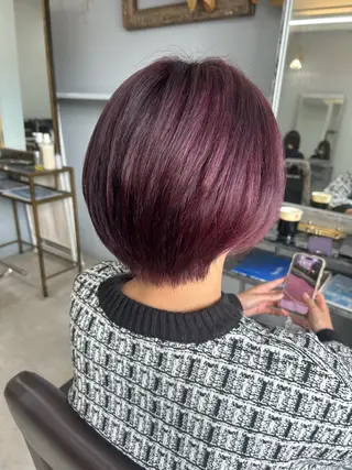 ショート カラー hair atelier OZ桑野店所属・阿佐見 若菜のヘアスタイル