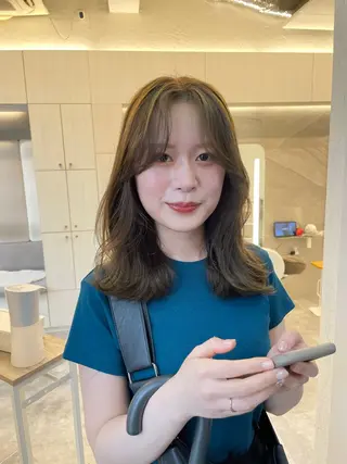 セミロング カラー ヘアアレンジ 🍃柔らかヘアー田中 瑞希🍃のヘアスタイル