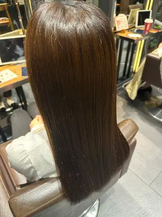 ロング 齊藤政太 顔周り カット 透明感カラーのヘアスタイル