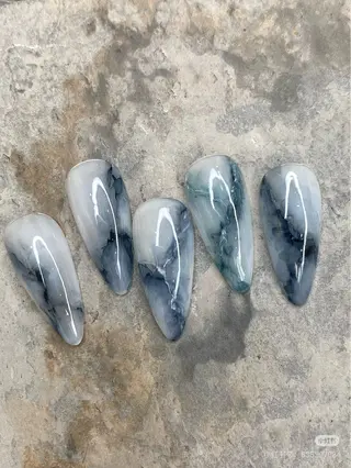 ネイル hello.nail所属・Horie 雪のネイルデザイン